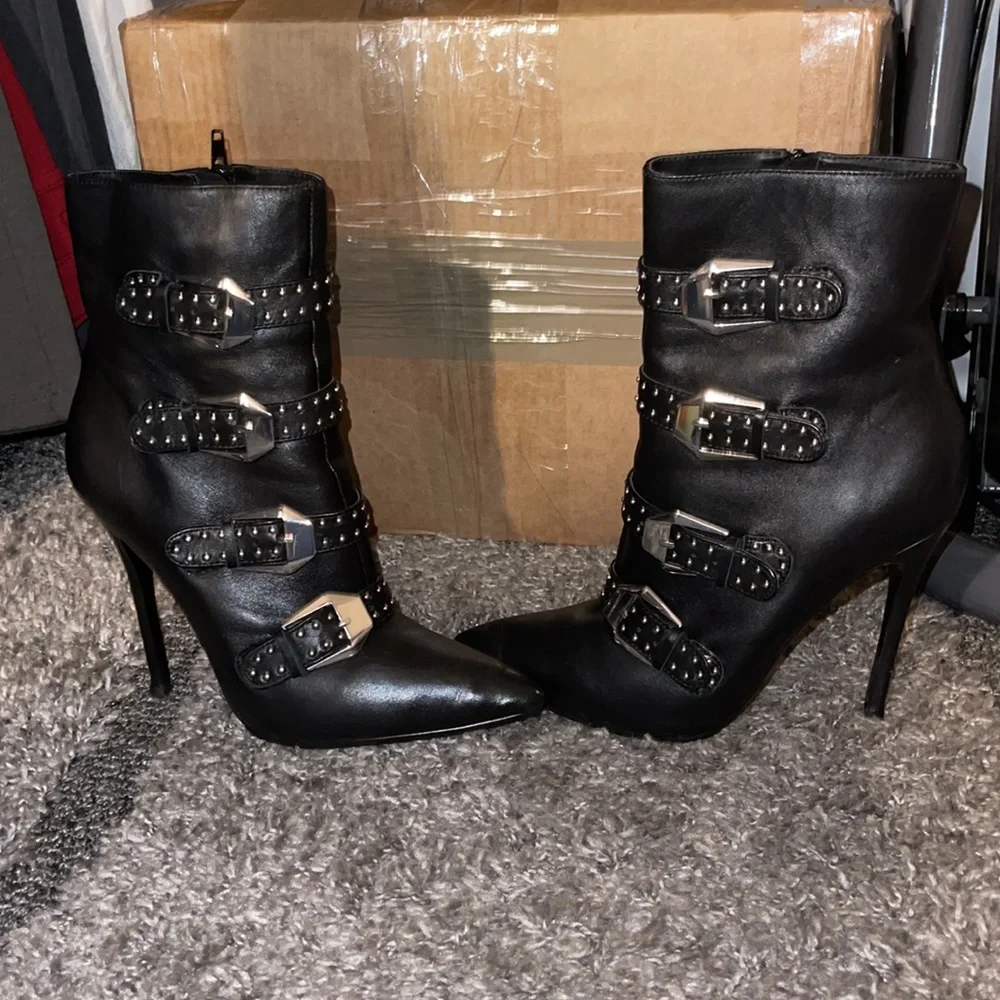 Steve Madden 🌞🖤steve madden